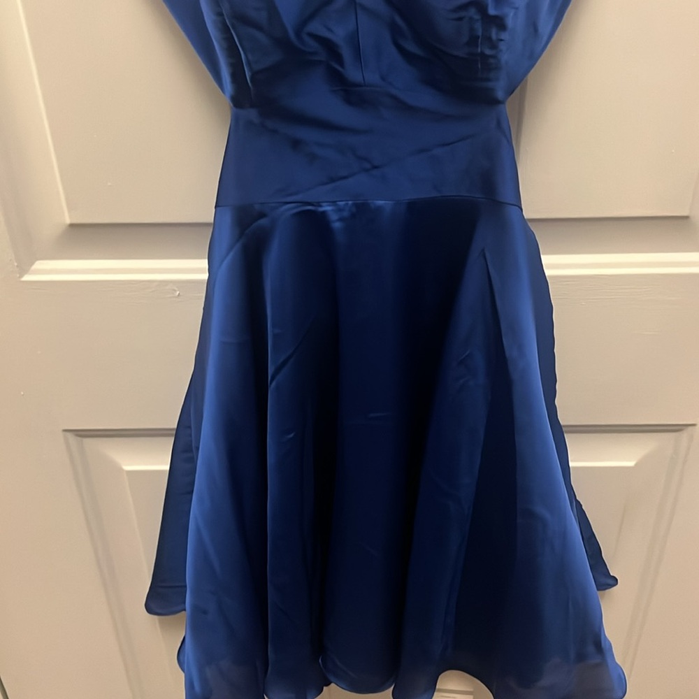 Elegant Blue Women's Dress - Picture 9 of 9